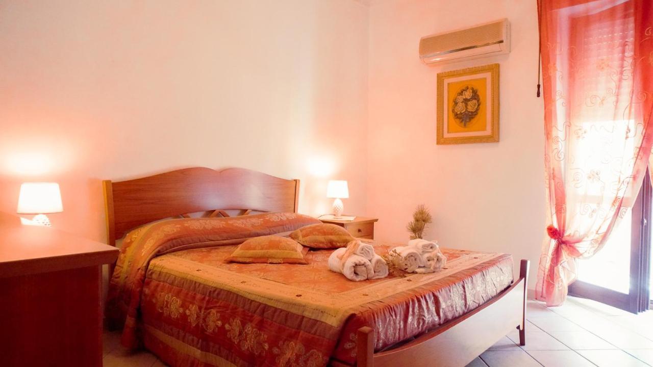 Pm 12 Via Achille Grandi Guest House Alghero Buitenkant foto