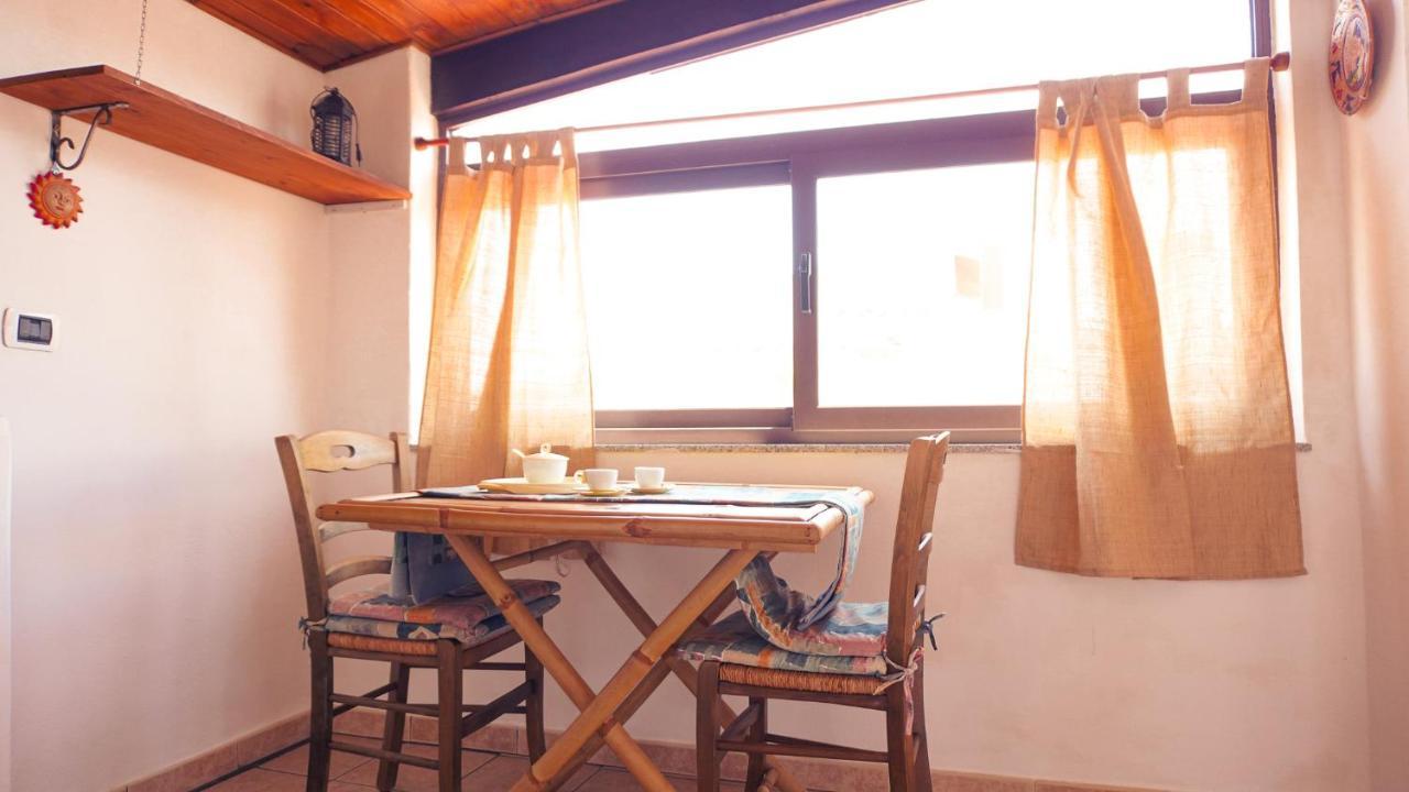Pm 12 Via Achille Grandi Guest House Alghero Buitenkant foto